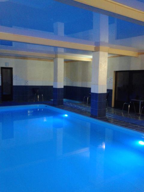 Boykivskiy Dvir Hotel Yasenitsa Zamkova ภายนอก รูปภาพ
